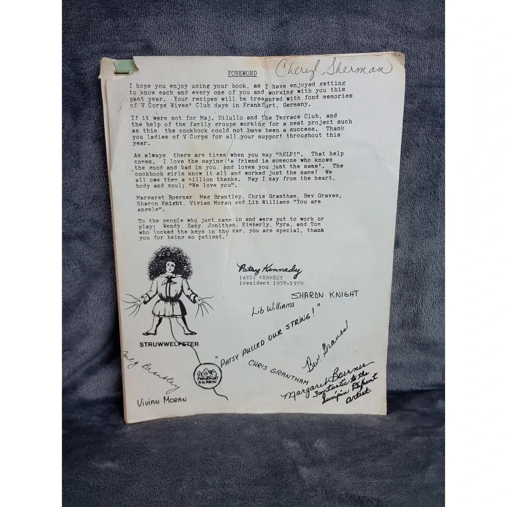 V Corps Wives Club Frankfurt, Germany Cookbook 1979 Terrace‎ Club US Army